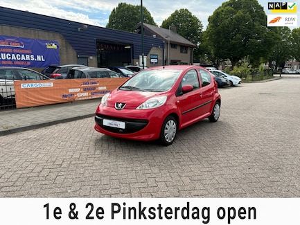 Peugeot 107 0