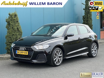 Audi A1 0