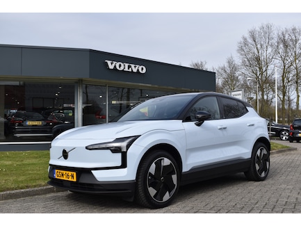 Volvo EX30 0