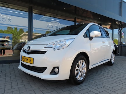 Toyota Verso-S 0