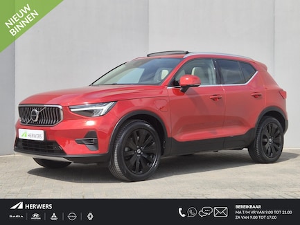 Volvo XC40 0