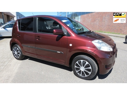 Daihatsu Sirion 0