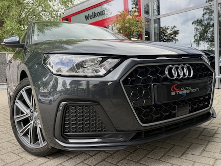 Audi A1 0