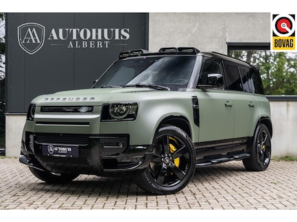 Land Rover Defender 0