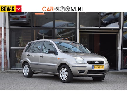Ford Fusion 0