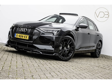 Audi E-tron 0