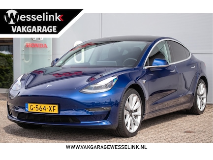 Tesla Model 3 0