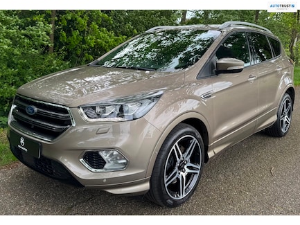 Ford Kuga 0