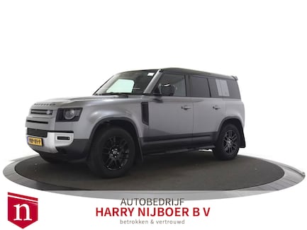 Land Rover Defender 0