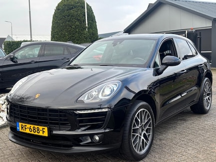 Porsche Macan 0