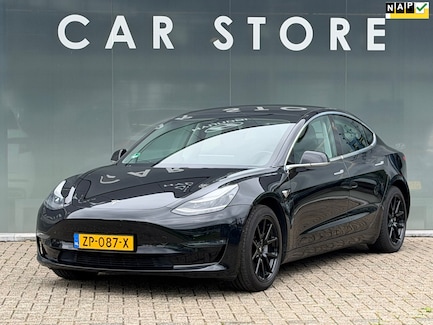 Tesla Model 3 0