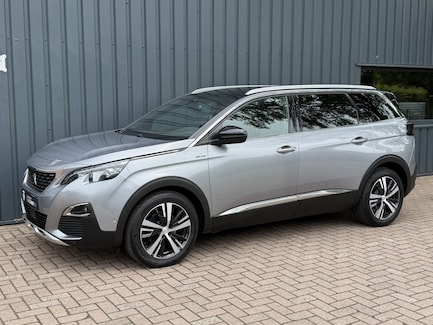 Peugeot 5008 0