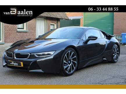 BMW i8 0