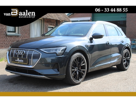 Audi E-tron 0