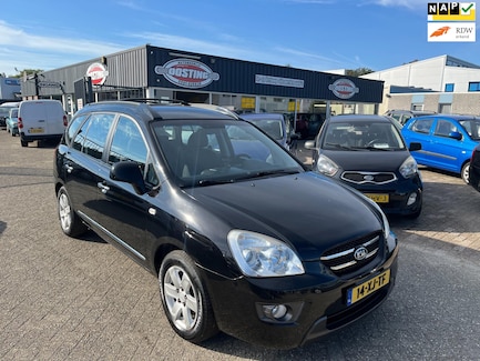 Kia Carens 0