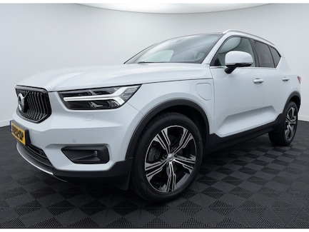 Volvo XC40 0