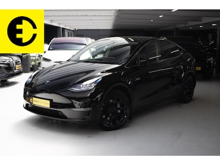 Tesla Model Y 0
