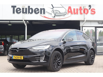Tesla Model X 0