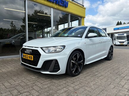 Audi A1 0
