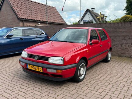 Volkswagen Golf 0