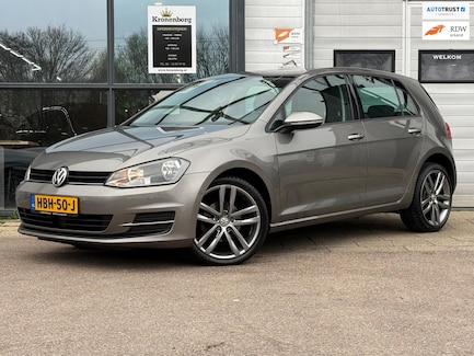 Volkswagen Golf 0