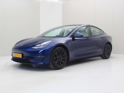 Tesla Model 3 0
