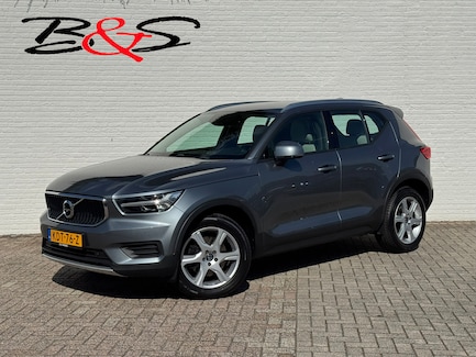 Volvo XC40 0
