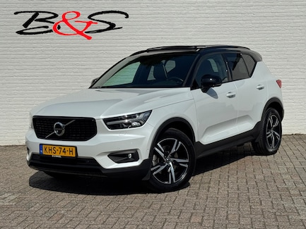 Volvo XC40 0