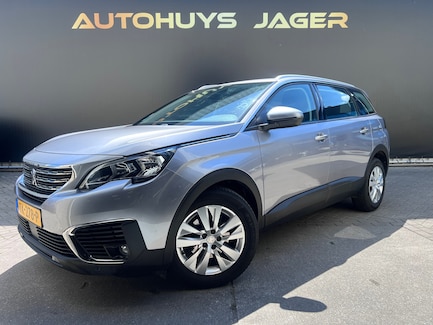 Peugeot 5008 0