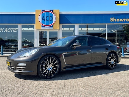Porsche Panamera 0