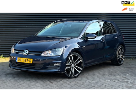 Volkswagen Golf 0