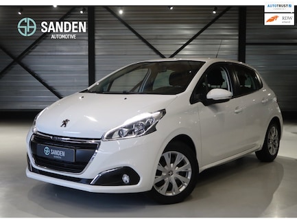 Peugeot 208 0