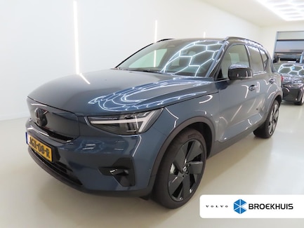 Volvo EX40 0