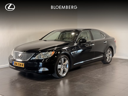 Lexus LS 0
