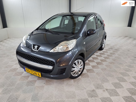 Peugeot 107 0