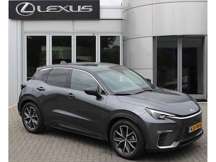 Lexus LBX 0