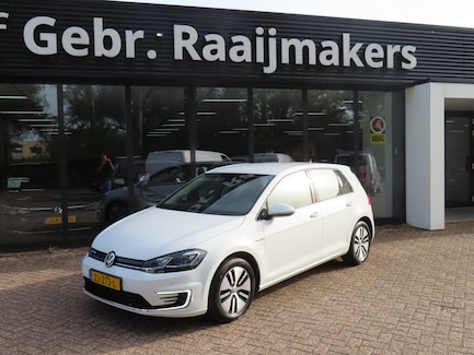 Volkswagen E-Golf 0