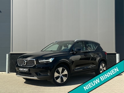 Volvo XC40 0