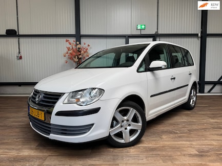 Volkswagen Touran 0
