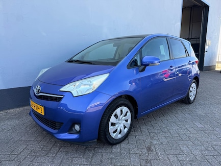 Toyota Verso-S 0