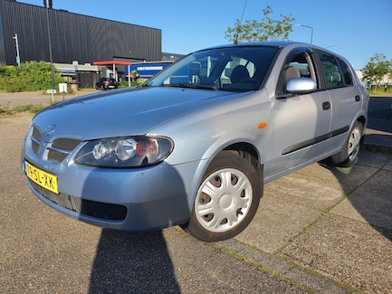 Nissan Almera 0