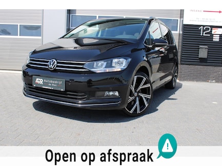 Volkswagen Touran 0