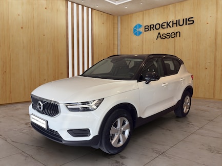 Volvo XC40 0