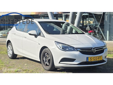 Opel Astra 0