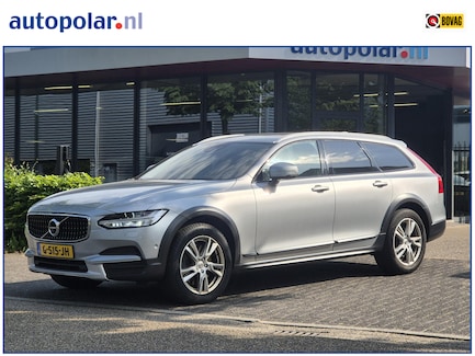 Volvo V90 Cross Country 0
