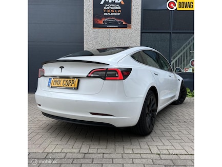 Tesla Model 3 0