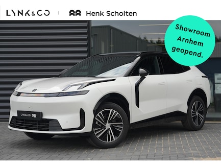Lynk & Co 08 0