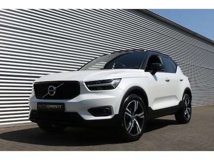 Volvo XC40 0