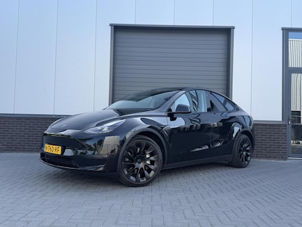 Tesla Model Y 0