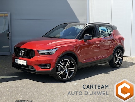 Volvo XC40 0